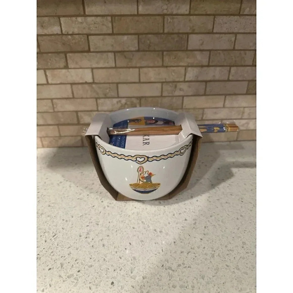 New Disney Pixar Ratatouille 20-Ounce Ceramic Ramen Bowl and Chopstick Set - Picture 1 of 5